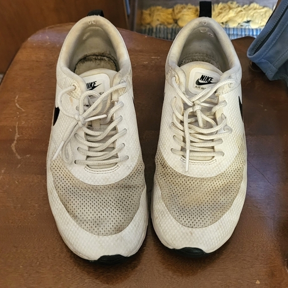 Vintage Nike sneakers - Picture 2 of 3